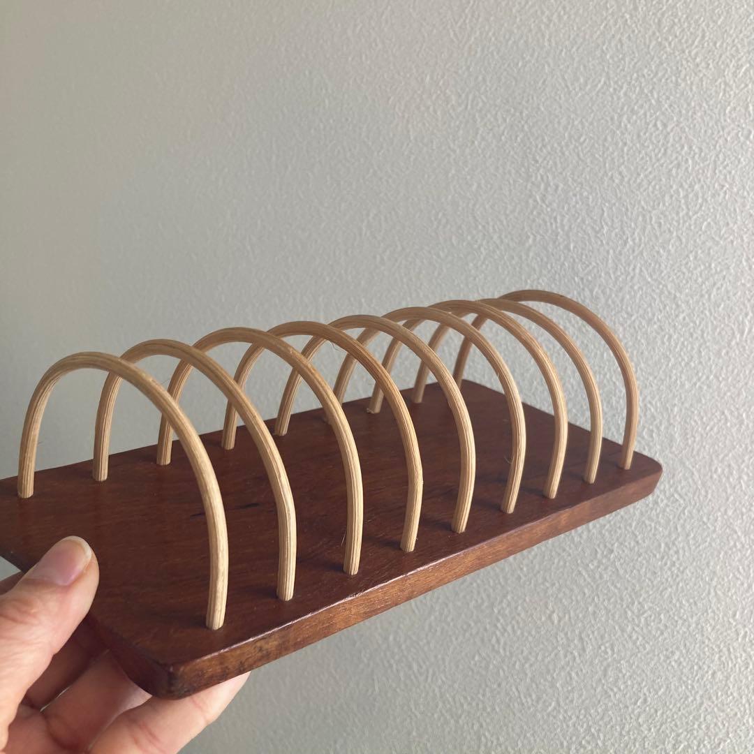 北欧ヴィンテージチークのトーストスタンドブックスタンドやカードスタンドとしても♪