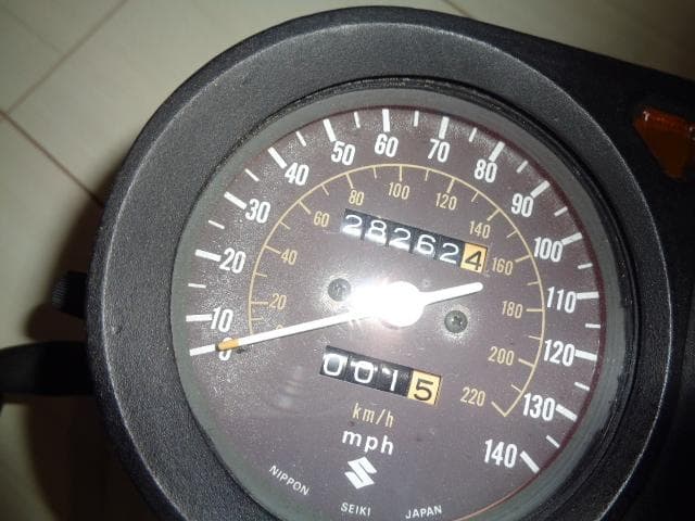 GS750　メーター