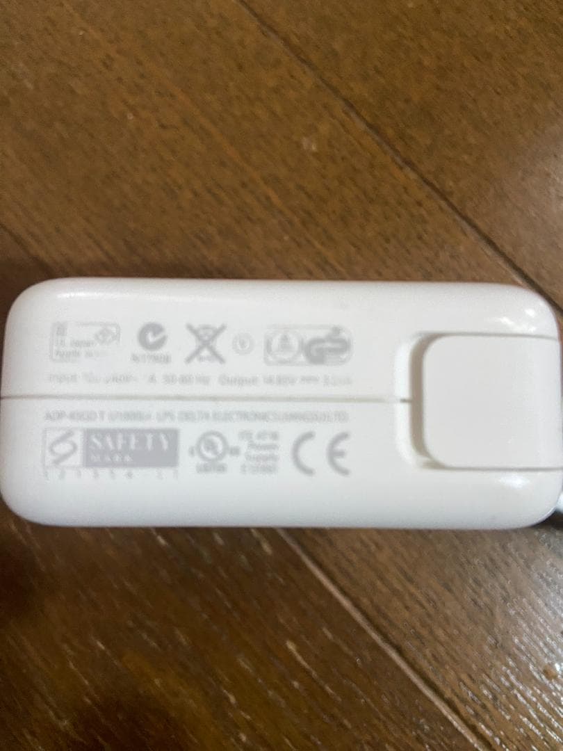 MacBook Air 2017 13インチ Intel i5 Monterey