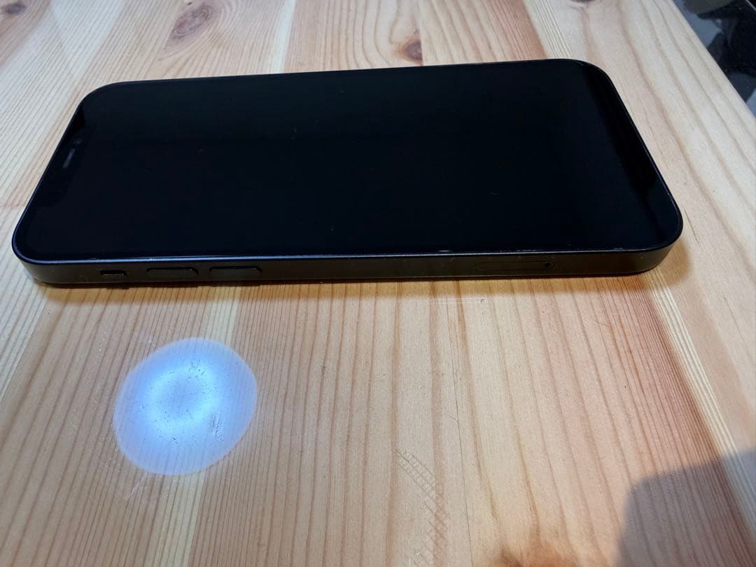 S*a様 【美品】iPhone 12 64GB ブルー SIMフリー 目立った傷