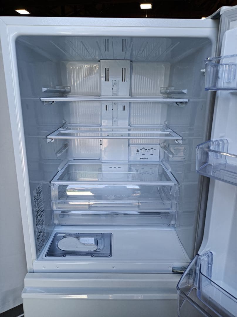 八5915【送料込み】三菱　2021年製　自動製氷付　冷凍冷蔵庫　330L