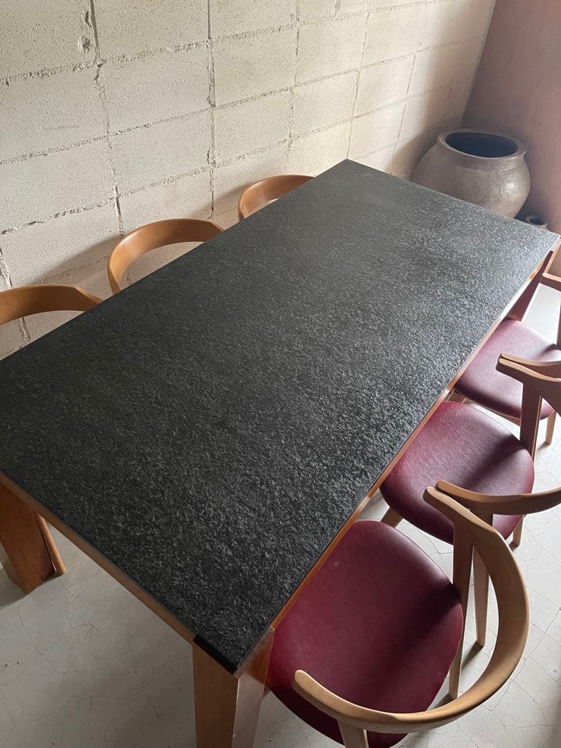 やー　御影石 × ウォールナット　ダイニングテーブル　クラスティーナ