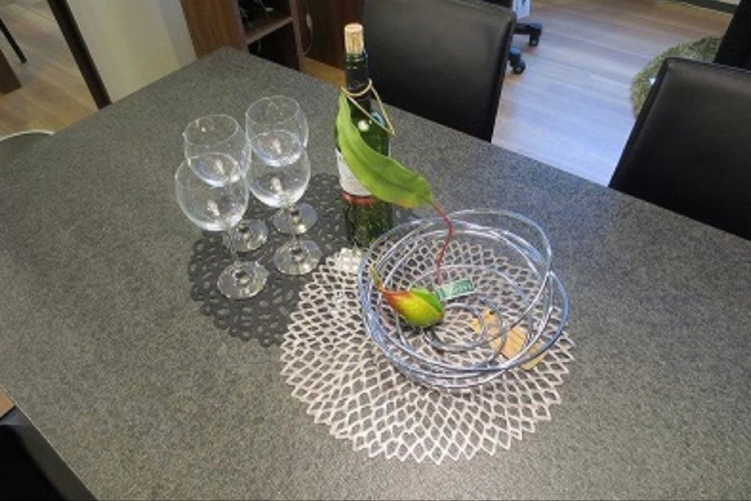 やー　御影石 × ウォールナット　ダイニングテーブル　クラスティーナ