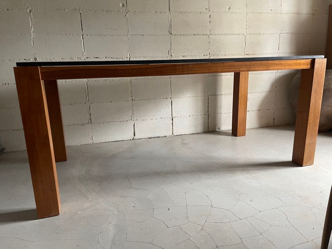 やー　御影石 × ウォールナット　ダイニングテーブル　クラスティーナ