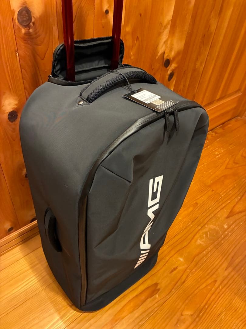 新品AMG ロゴ入キャリーバッグ☆彡