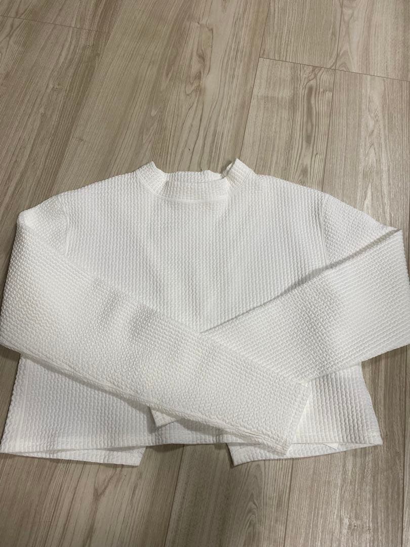 メゾンドドルチェ maison de Dolce.　ラッシュガード