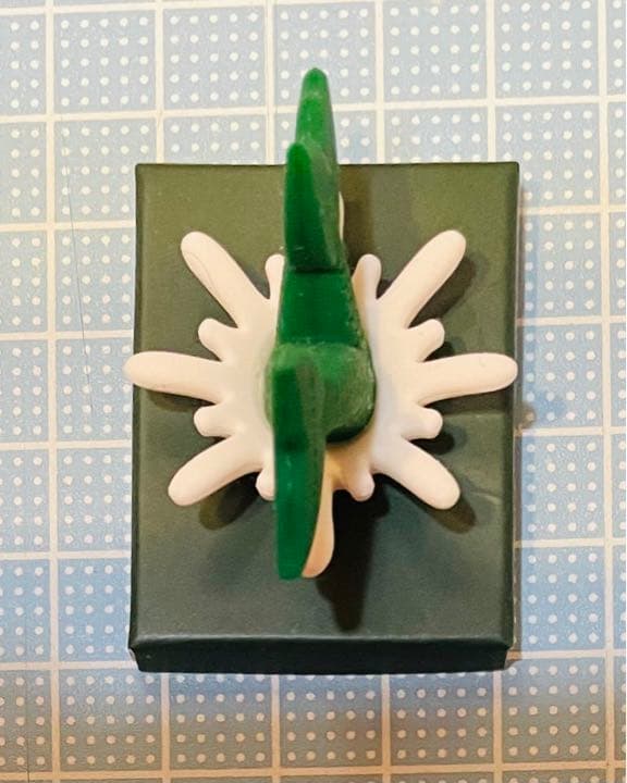 スターバックス　ヨーロッパ，人魚のしっぽトッパー