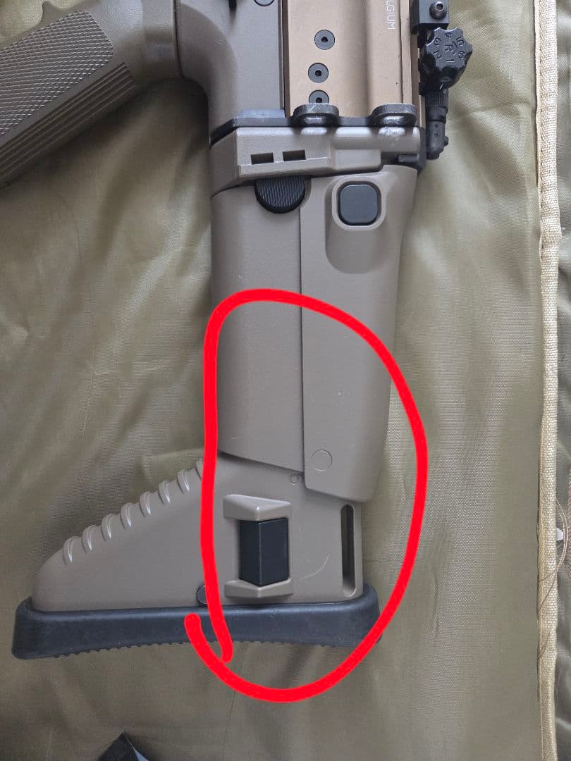 次世代電動ガン SCAR-L 付属品多数