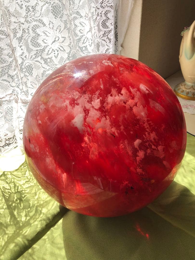 赤玉水晶(超巨大玉)