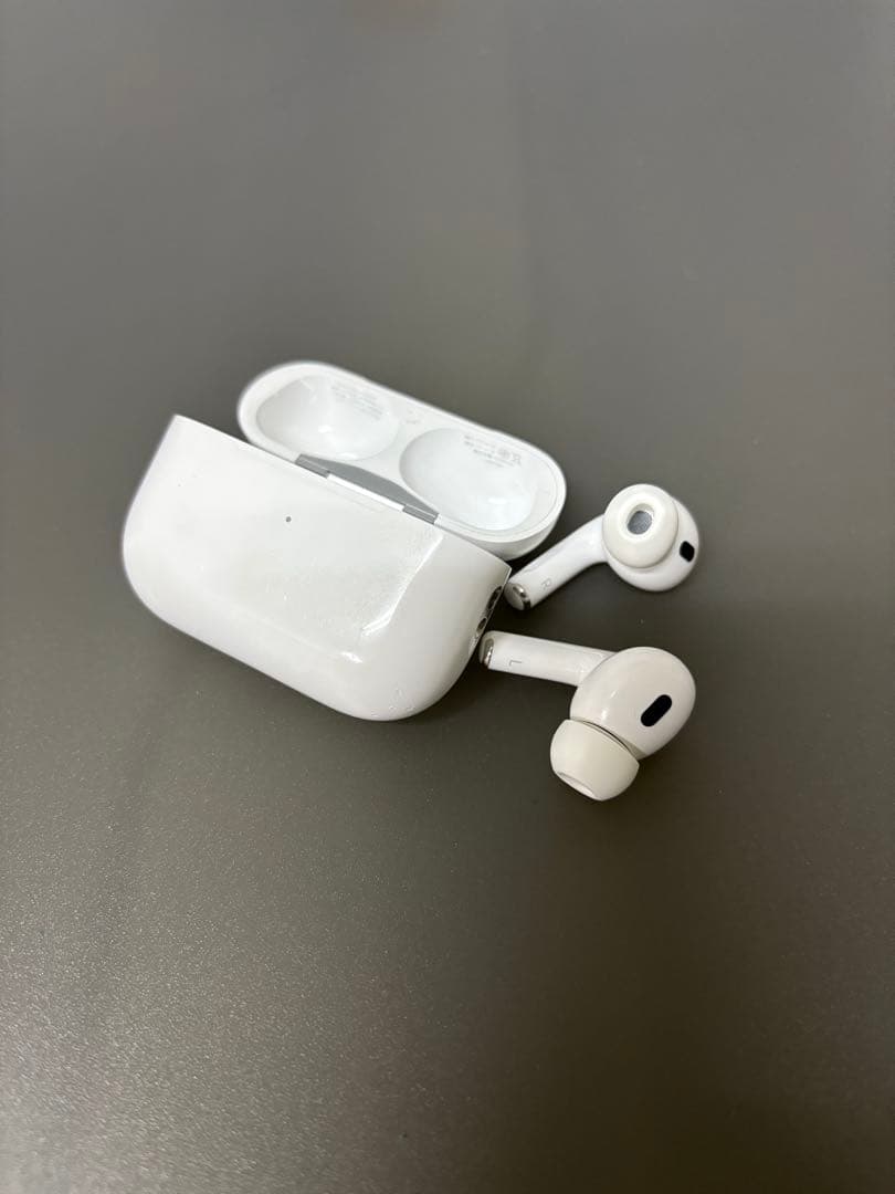 【訳あり】AirPodsPro 第2世代 / USB-C / <No.1746>