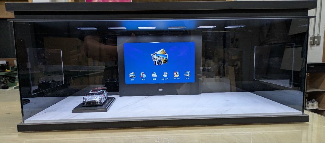 アクリルショーケース　モニター付