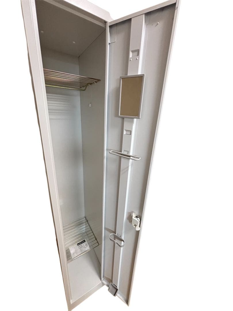 衣類ロッカー ホワイト 鍵付き