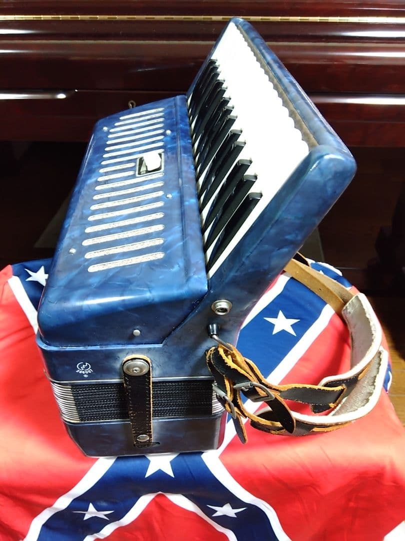 【整備済懐しい音色】Yamaha テナー アコーディオン T-32B 32鍵