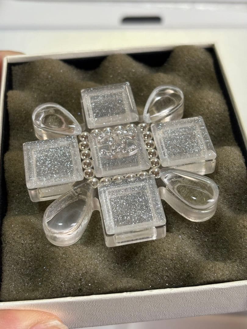 本物！シャネル　ヴィンテージ　ブローチ