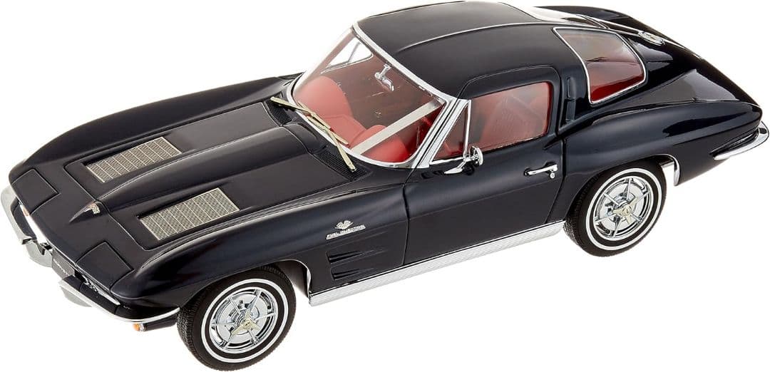 【17日まで出品】オートアート 1/18 シボレー コルベット クーペ 1963