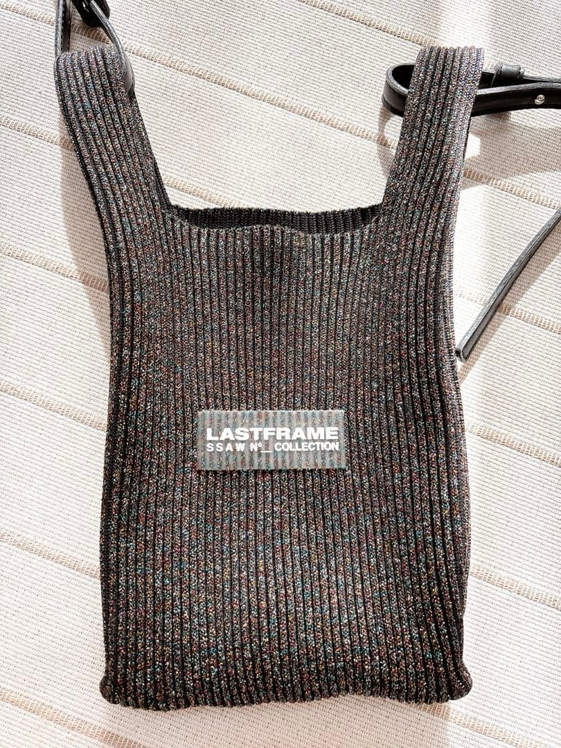 ❣️お値下げ❣️【ラストフレーム】ショルダーバック　サコッシュ　ラメ　黒　完売品