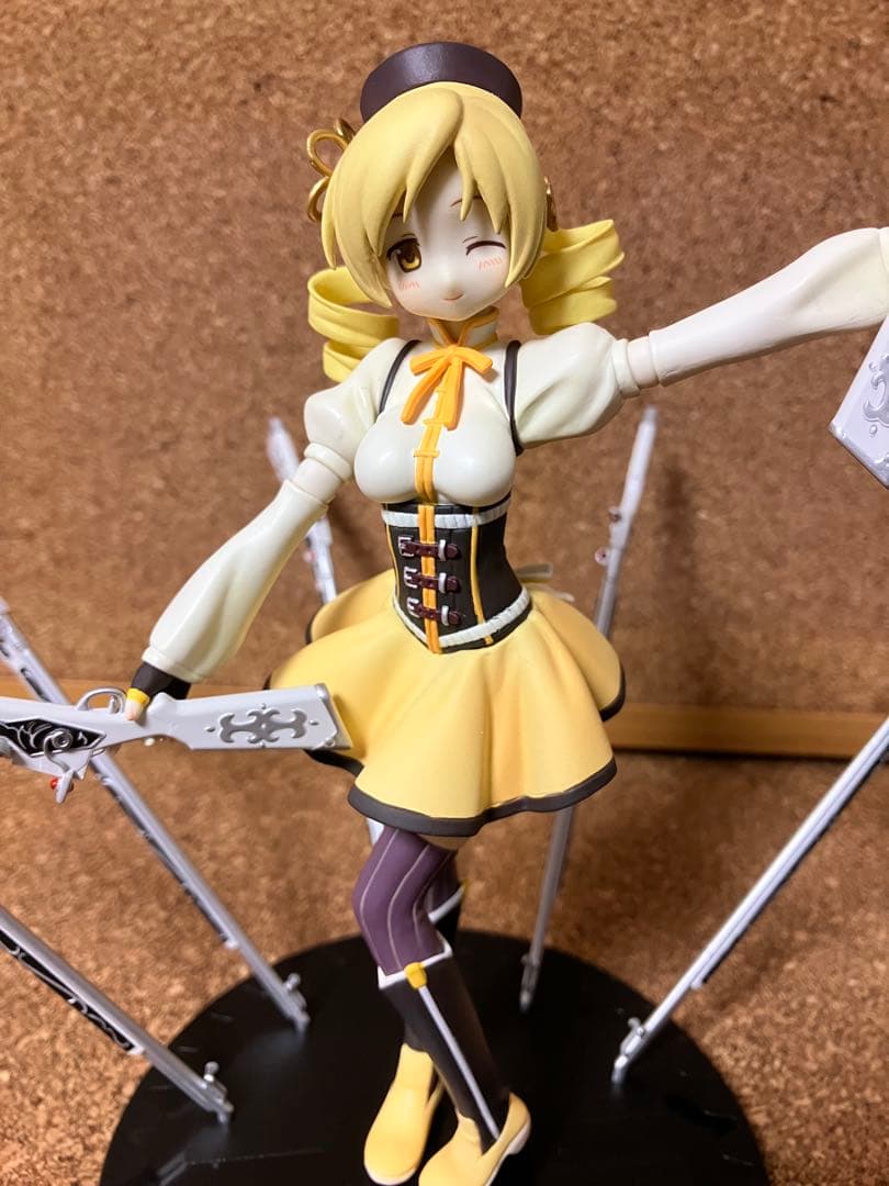 魔法少女まどか☆マギカ　巴マミ　フィギュア　3体セット