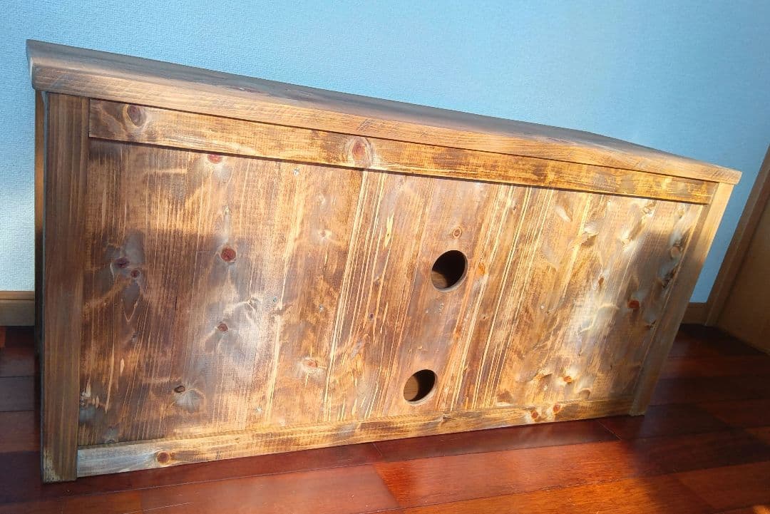 週末（金土日）価格＊レトロ風ＴＶボード＊檜の一枚板使用の天板