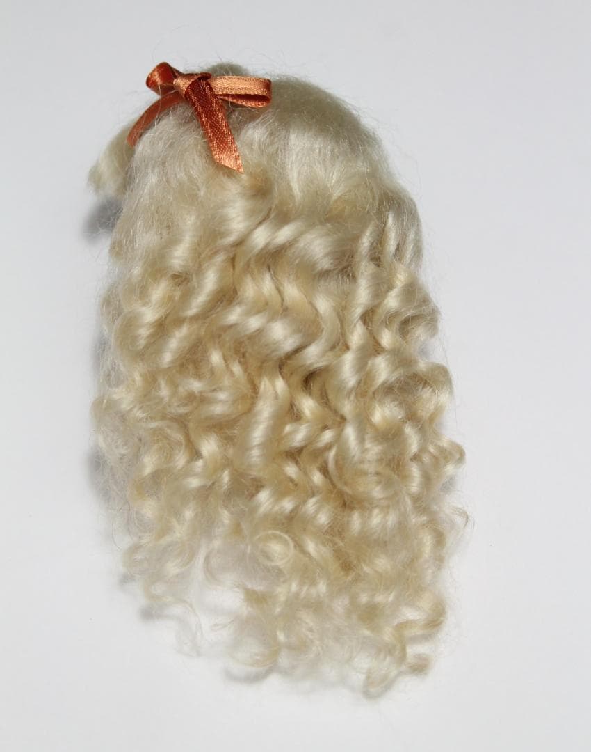 ◎新品【頭囲17cm】モヘア　ウィッグ　ビスクドール 人形用　ウイッグ