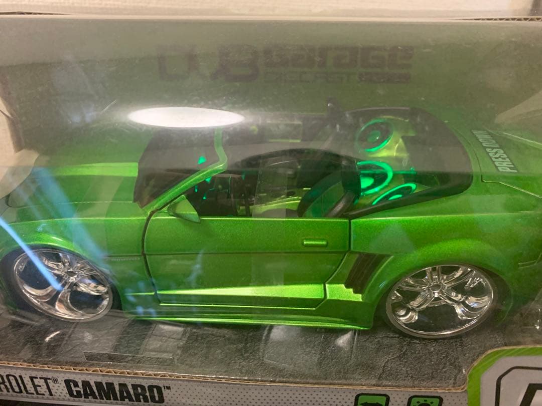 希少レア DUBガレージ 1/24 シボレーカマロ ミニカー