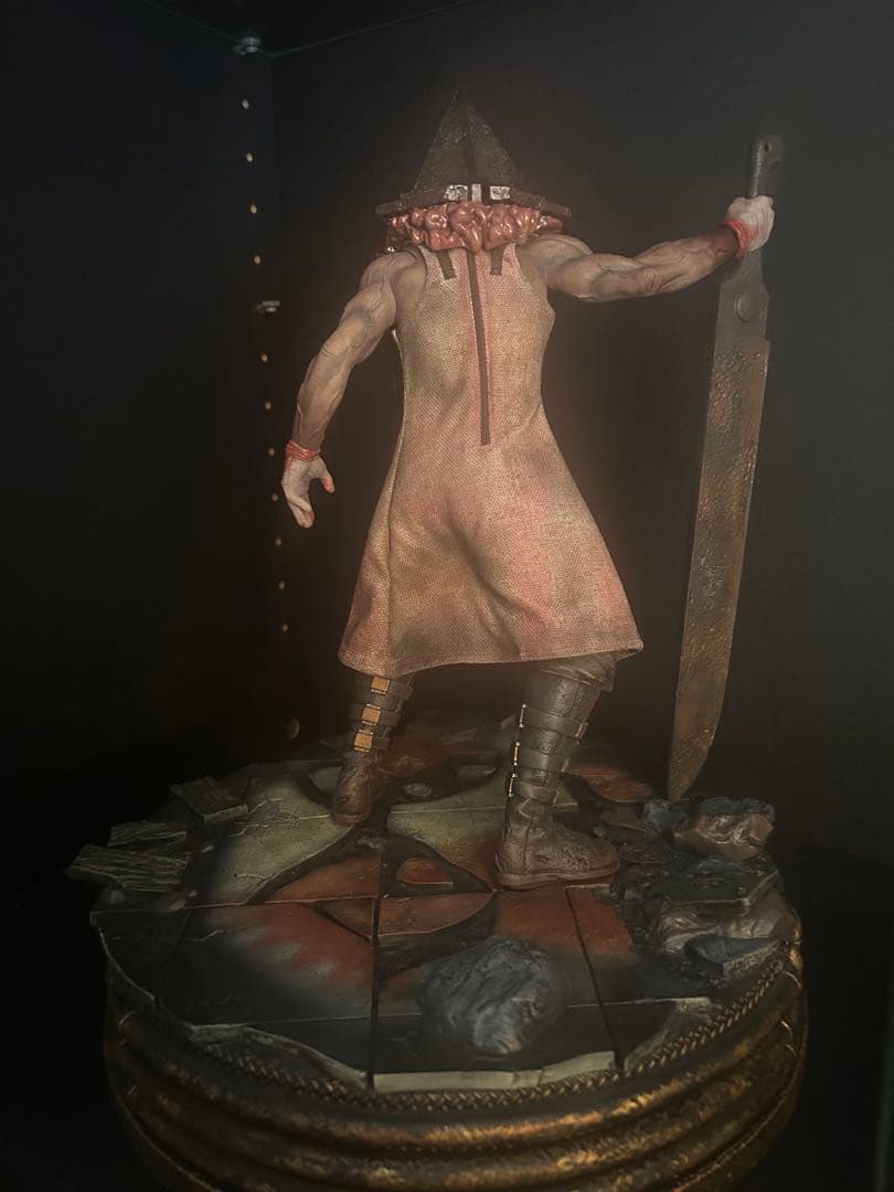 日*1様 レア！Silent Hill 2 1/6スタチュー Mezco Toy