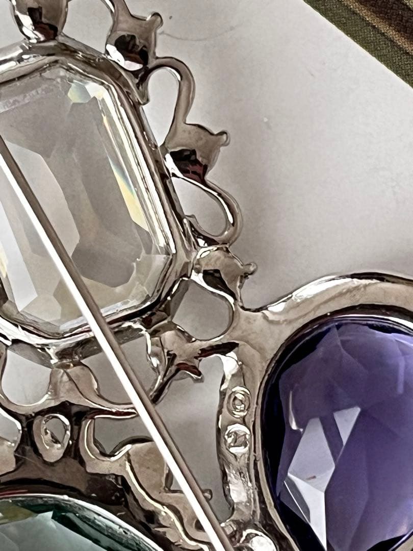 希少！大ぶり！SWAROVSKIヴィンテージブローチ9794