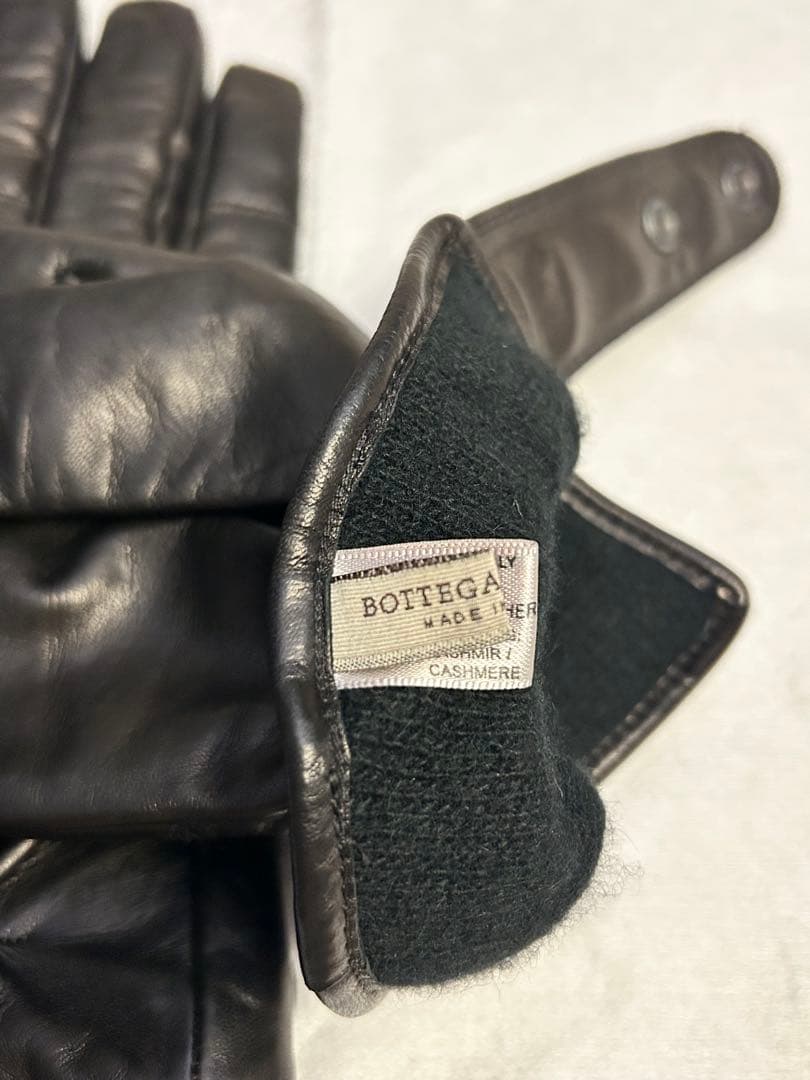 【週末お値下げ‼️】BOTTEGA VENETA メンズ グローブ BLACK