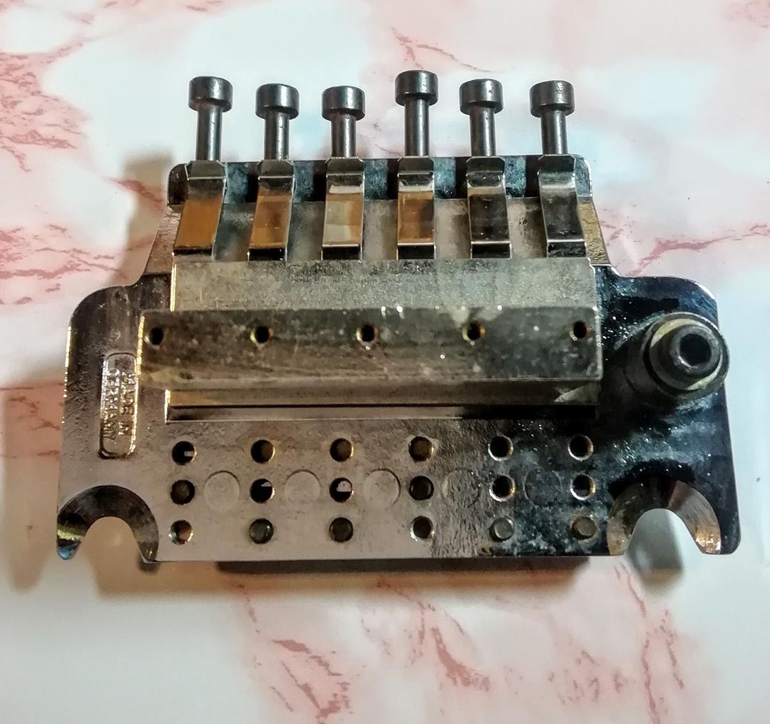 ギター Floyd Rose Tremolo System Chrome w/USED