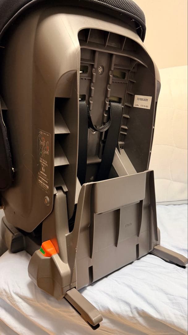 年末値下げ【美品】ISOFIX対応 レクサス 車用チャイルドシート