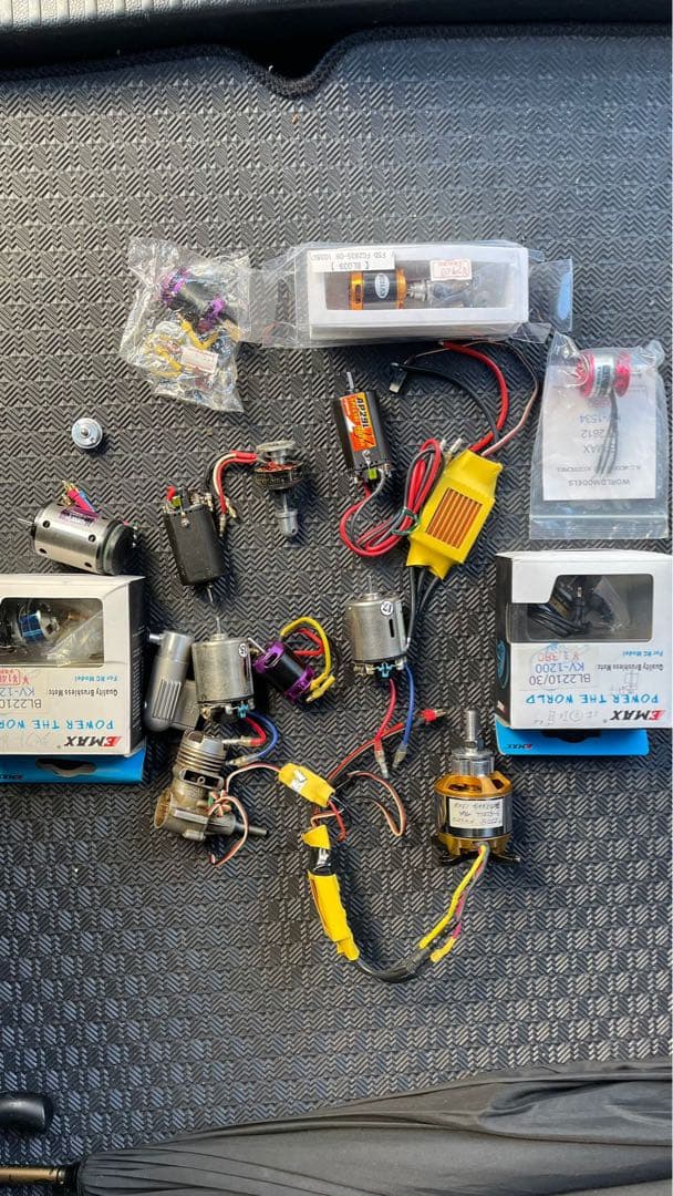 EMAX KV-2200 ブラシレスモーターセット「ジャンク」