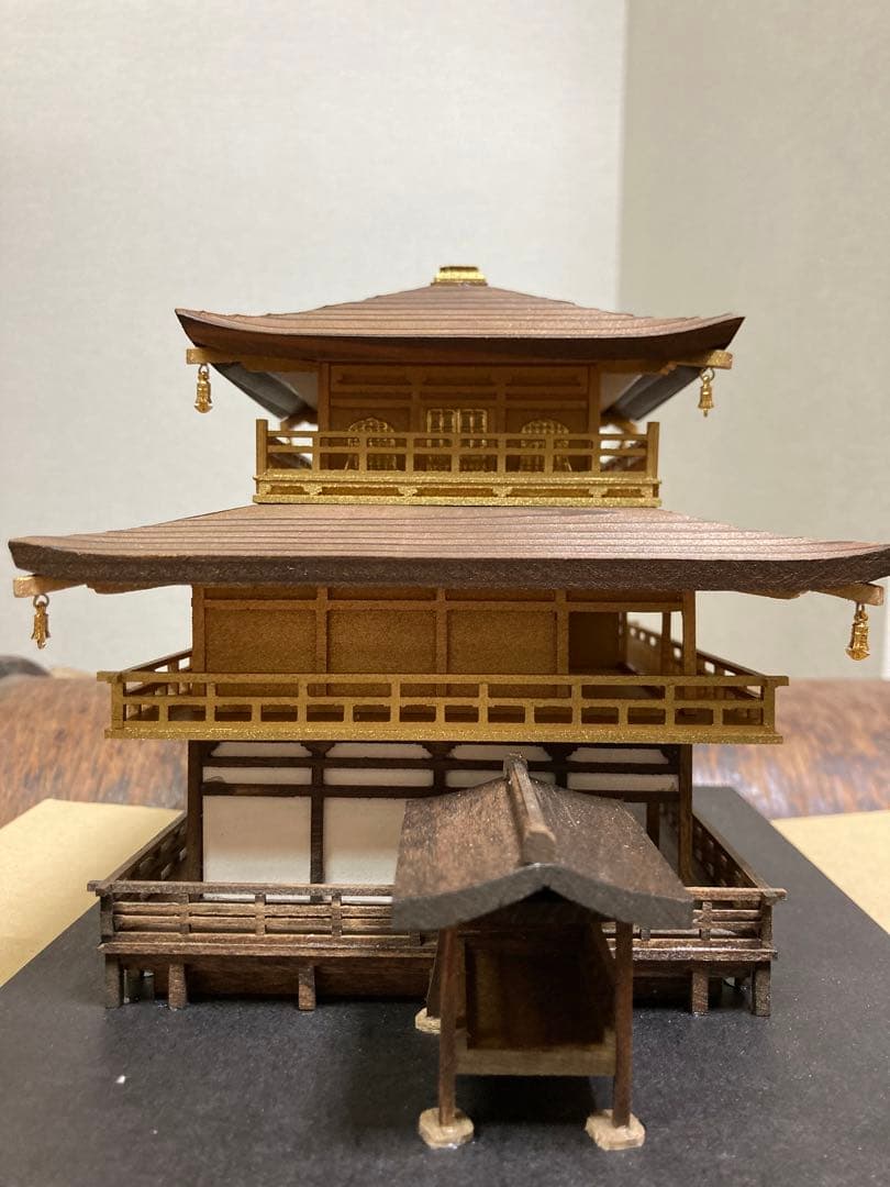 日本の伝統的な建物模型　金閣寺　小林工芸　完成品