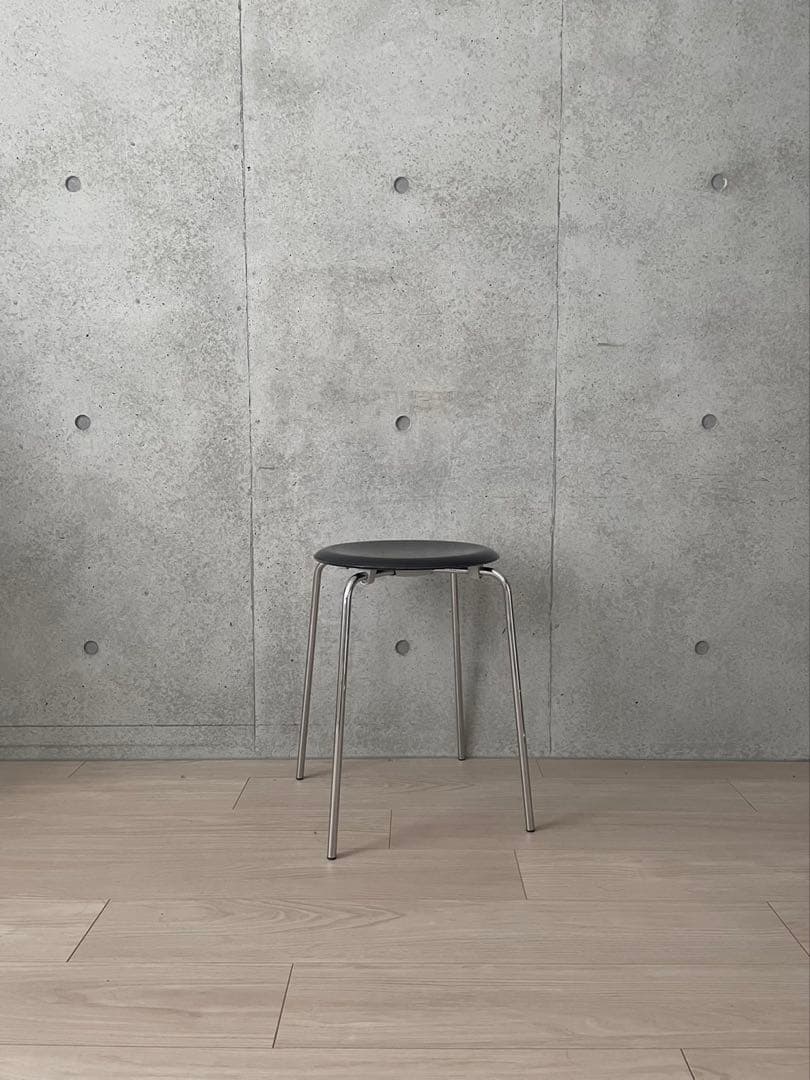 ArneJacobsenアルネヤコブセンDOT STOOL FRIZHANSEN