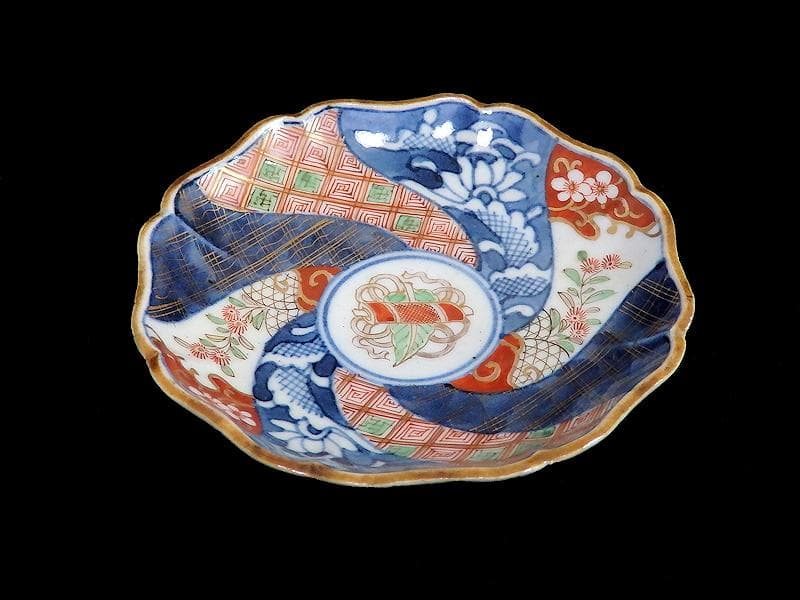 大聖寺伊万里　染錦　捻り紋　芭蕉葉に巻物　３寸半皿 ５枚　C840AS-BQo