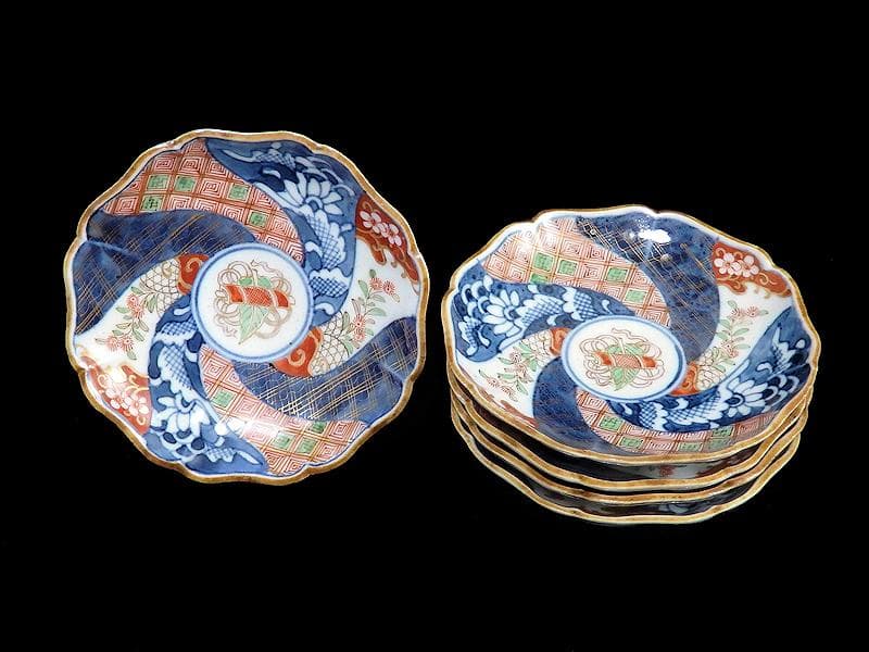 大聖寺伊万里　染錦　捻り紋　芭蕉葉に巻物　３寸半皿 ５枚　C840AS-BQo