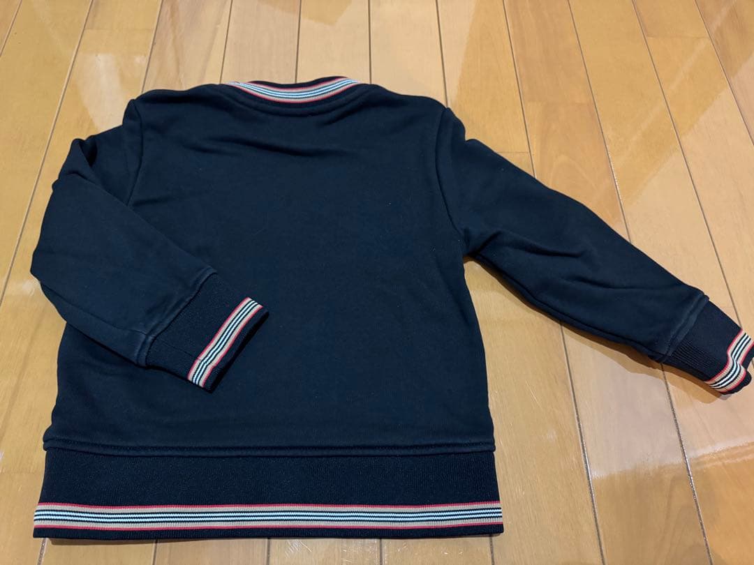 R*u様 バーバリーチルドレン　スウェット　4A