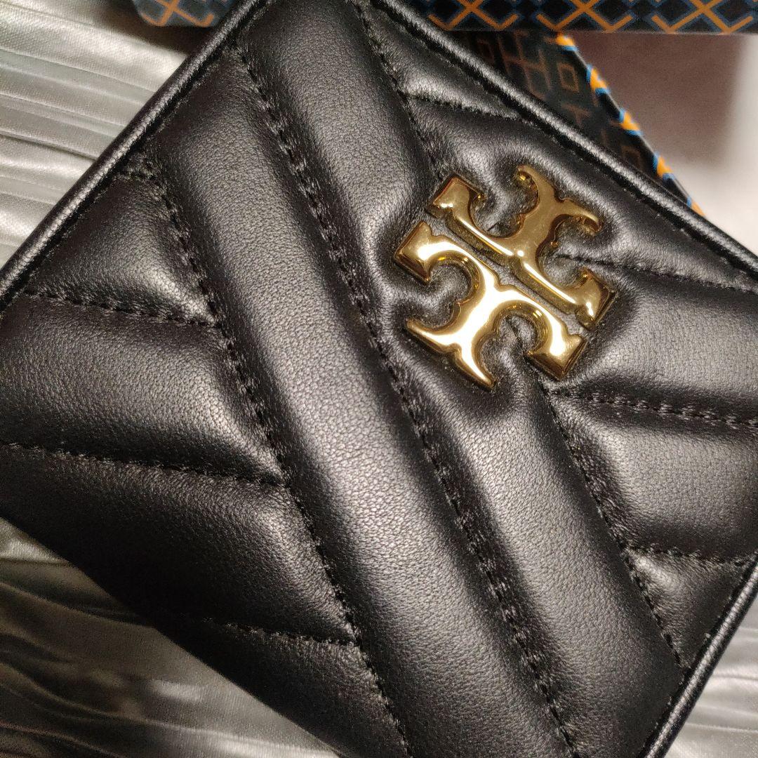 【ほぼ未使用】トリーバーチ Tory Burch ブラック 二つ折り財布