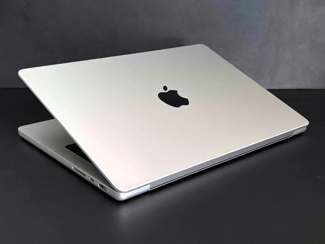 【美品】MacBook Pro 14インチ M1 Proチップ 32GB 1TB