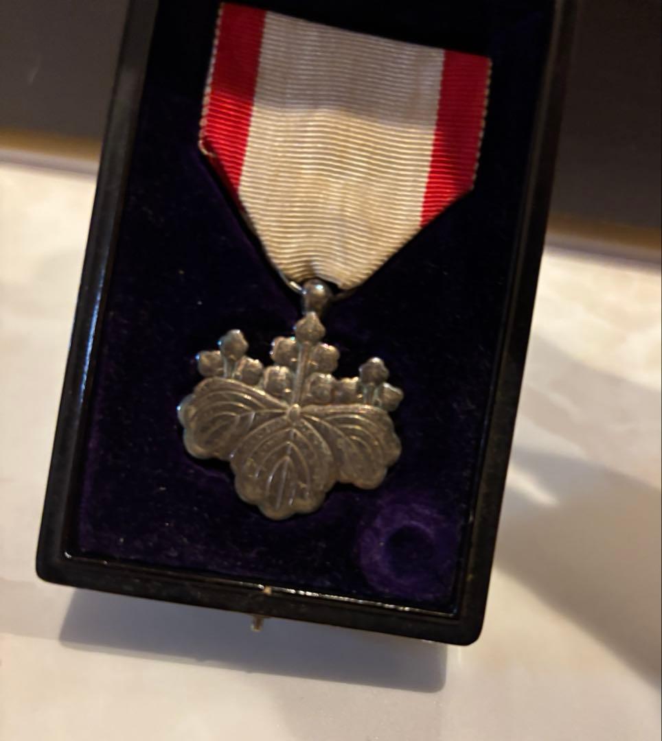 遺品整理品、記念章　ワッペン　勲章