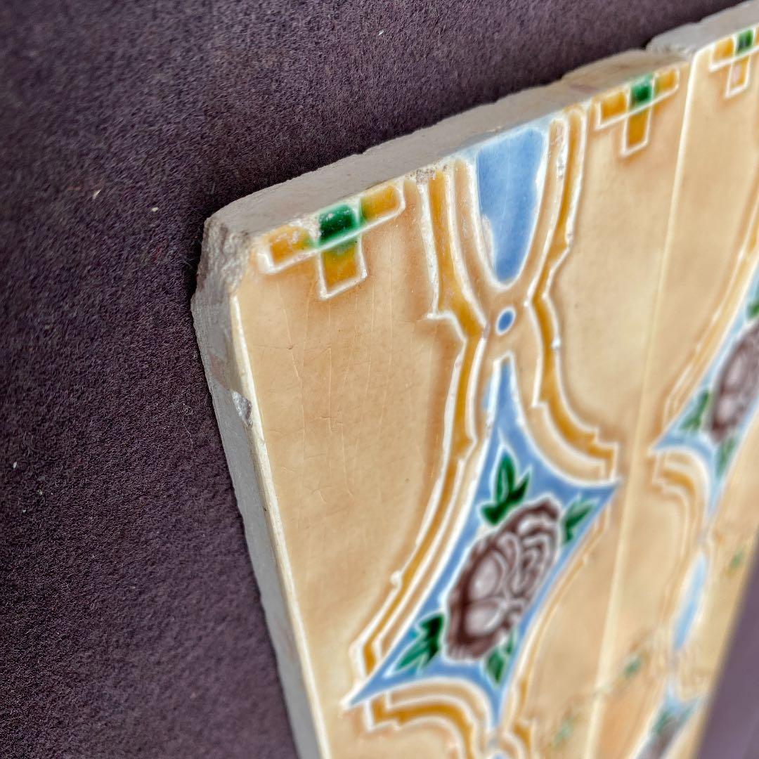 ハンドメイド日本製アンティークマジョリカタイル⑨Ａ４枚セット　プラナカンタイル