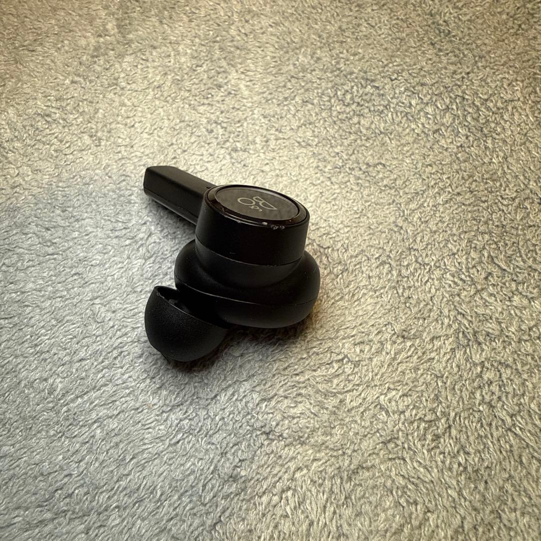 Bang & Olufsen Beoplay EX ブラック