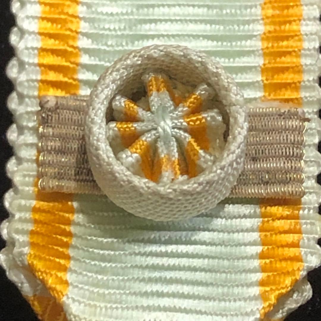 【送料無料】日本 記章 徽章 瑞宝三等章 略章勲章 共箱 造幣局製 勲三等瑞宝章