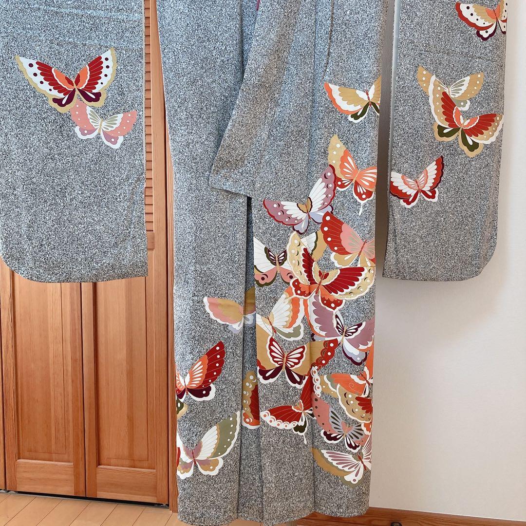 振袖　蝶々の古典柄が素敵な振袖　166cm〜180cmの方に　長尺　トールサイズ