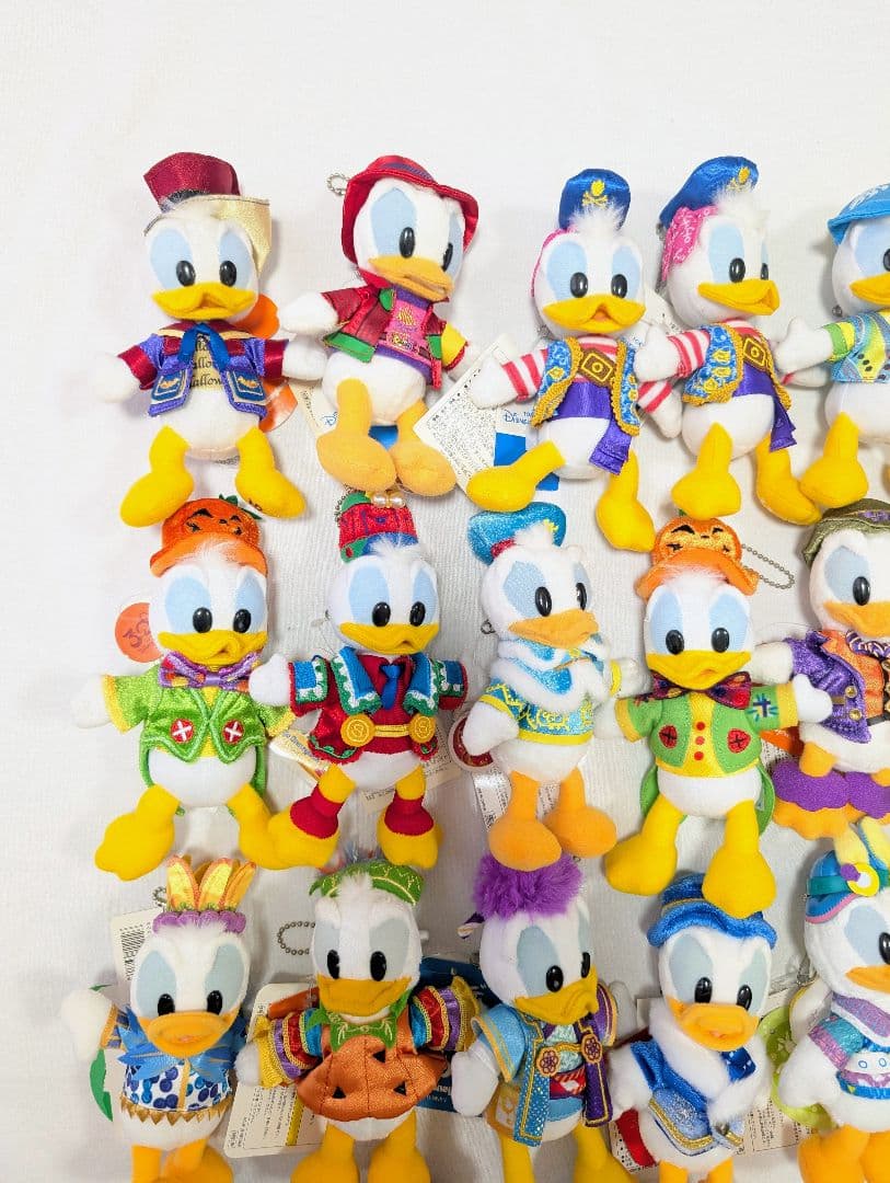 タグ付き　ディズニー　ドナルド　ぬいぐるみバッジ　ストラップ　キーホルダー