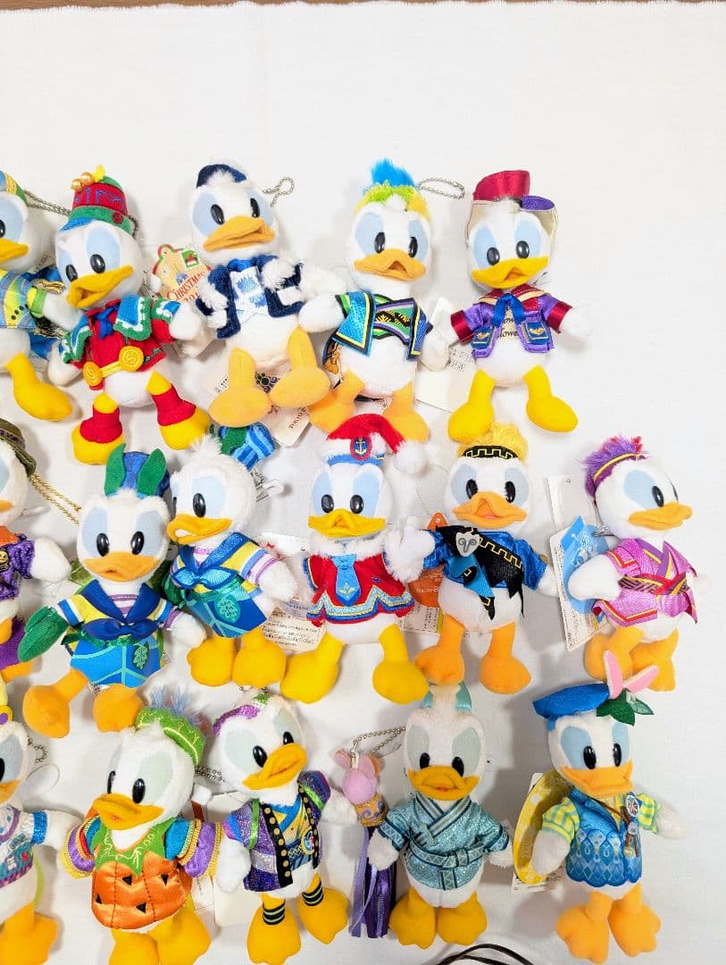 タグ付き　ディズニー　ドナルド　ぬいぐるみバッジ　ストラップ　キーホルダー