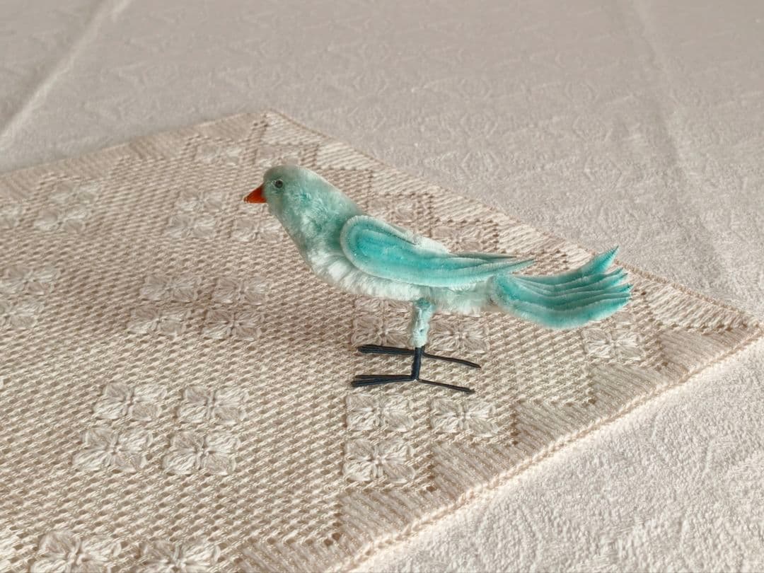 * vintage bird ❀ * アイスブルーの モール バード