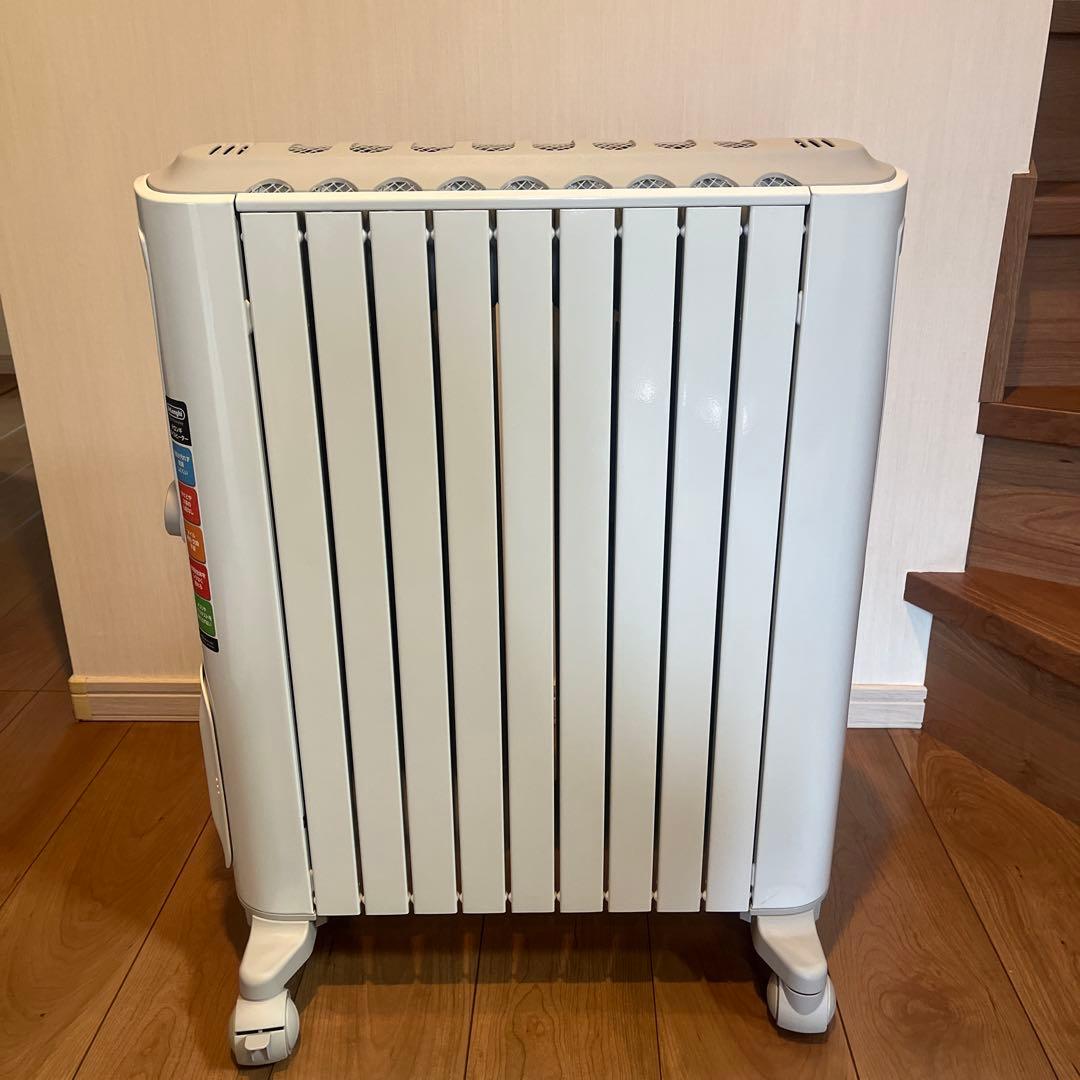 デロンギ　ベルカルド　オイルヒーター　10〜13畳用　RHJ75V0915-GY