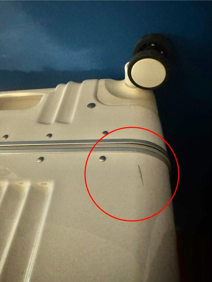 一度使用のみ大型ハードシェルスーツケース ホワイト