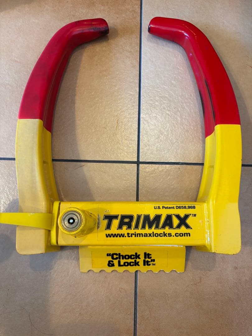 TRIMAX タイヤホイールロック TCL75 ランドクルーザー　中古