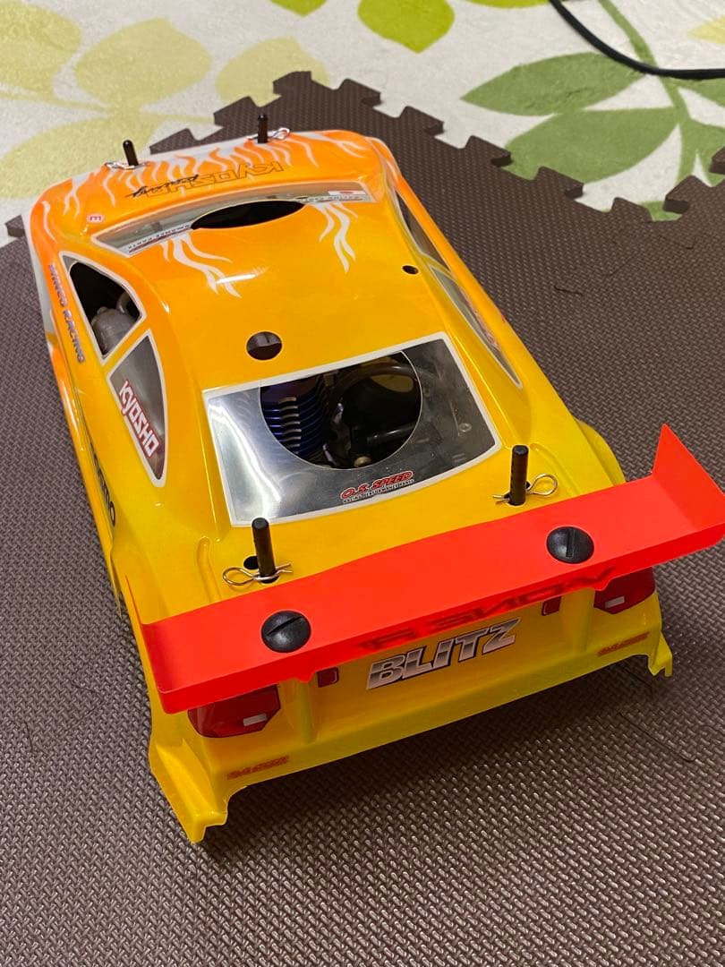 京商GT2ボディ付き カスタムホイール TE37風