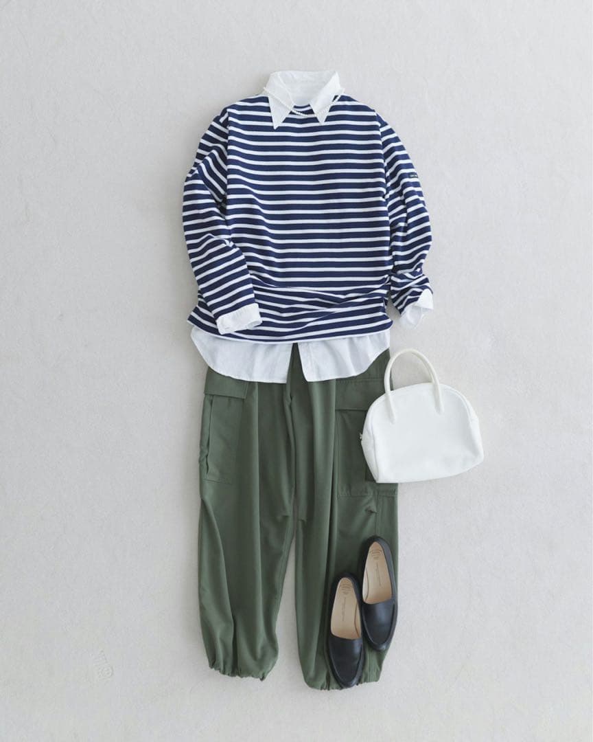 新品未使用　北欧暮らしの道具店　大人のためのきれいめカーゴパンツTサイズ